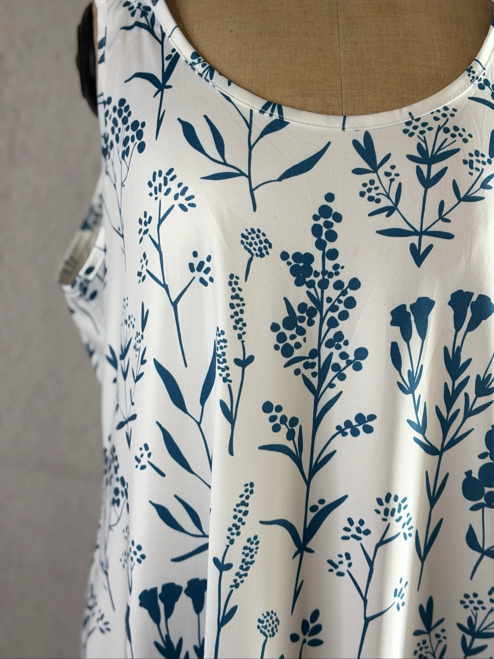Flowy blue and white floral dress Size L – Bohemian style – photo 2